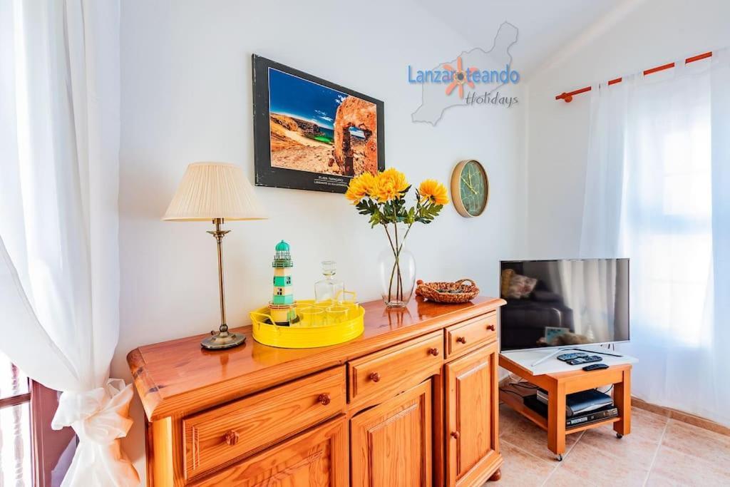 Casita El Faro En Playa Bastian Aircon In The Bedrooms Vv Costa Teguise Extérieur photo