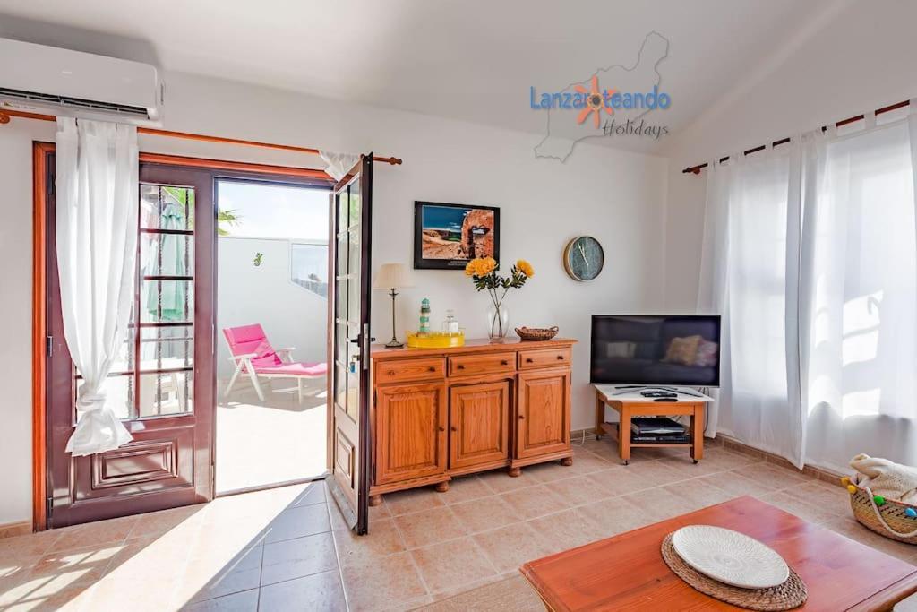 Casita El Faro En Playa Bastian Aircon In The Bedrooms Vv Costa Teguise Extérieur photo